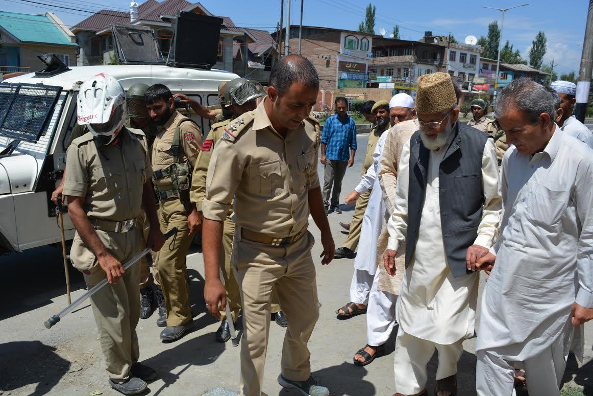 Geelani arrested ahead of Aripanthan chalo